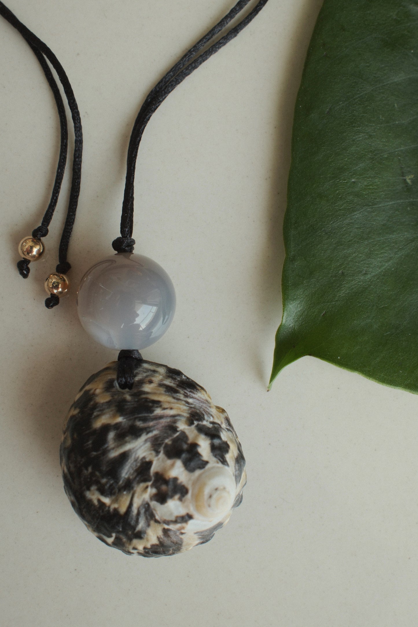 COQUILLAGE CHOKER