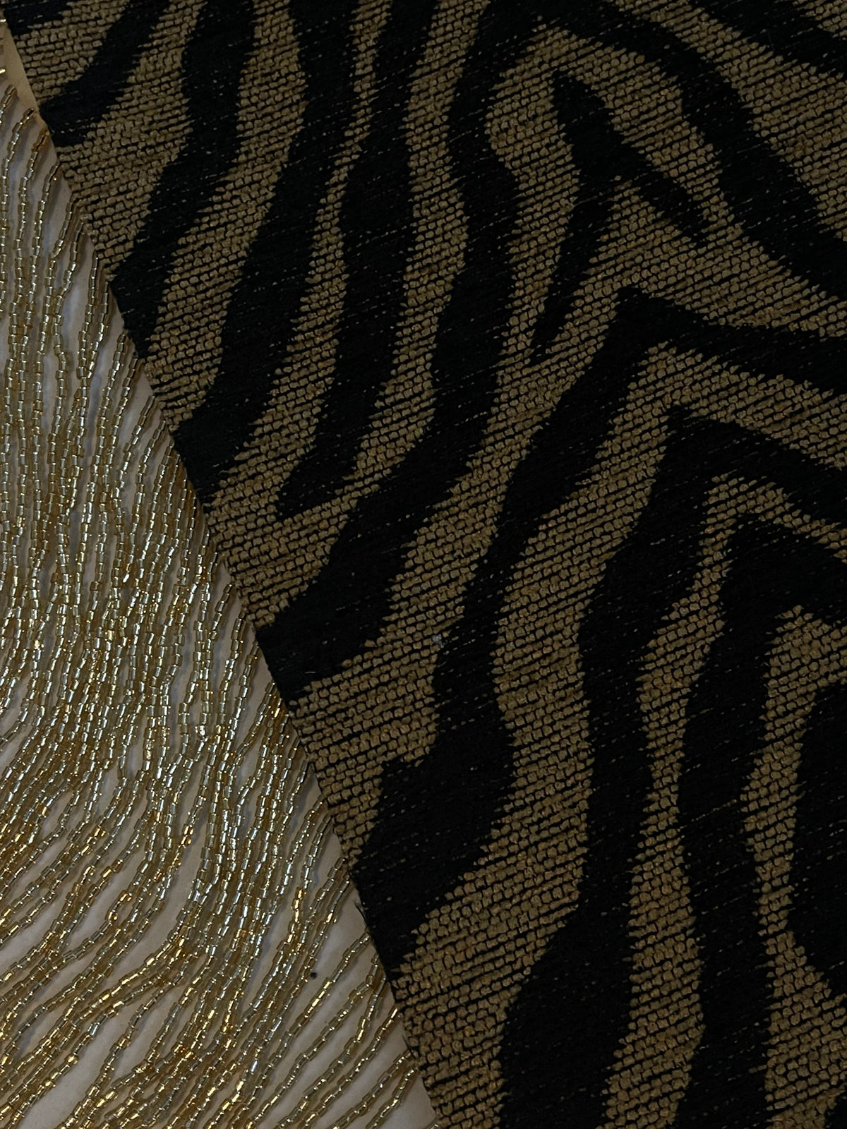 TALA CLUTCH - CHENILLE TIGER