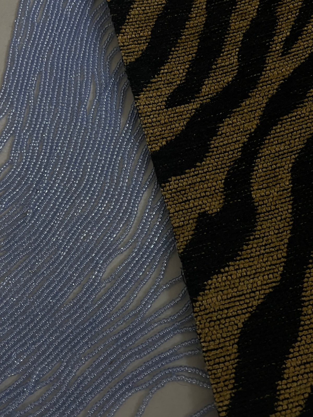 TALA CLUTCH - CHENILLE TIGER