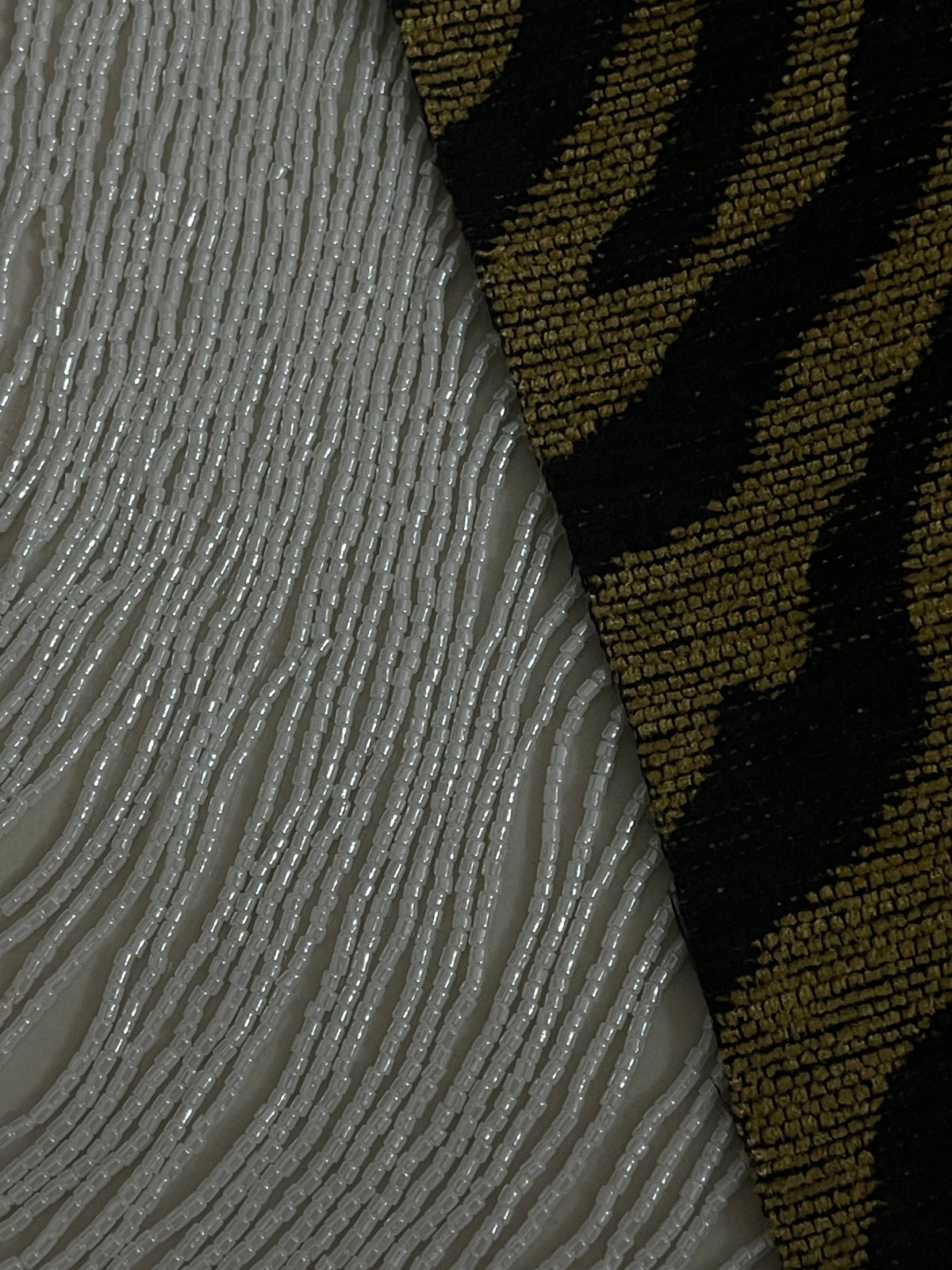 TALA CLUTCH - CHENILLE TIGER
